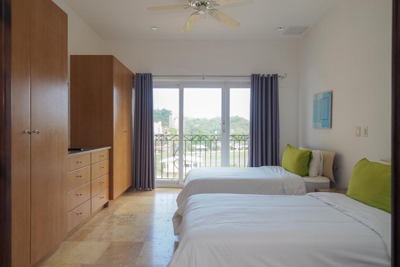 Ocean Terrace, Beachfront- A505 ฆาโก ภายนอก รูปภาพ